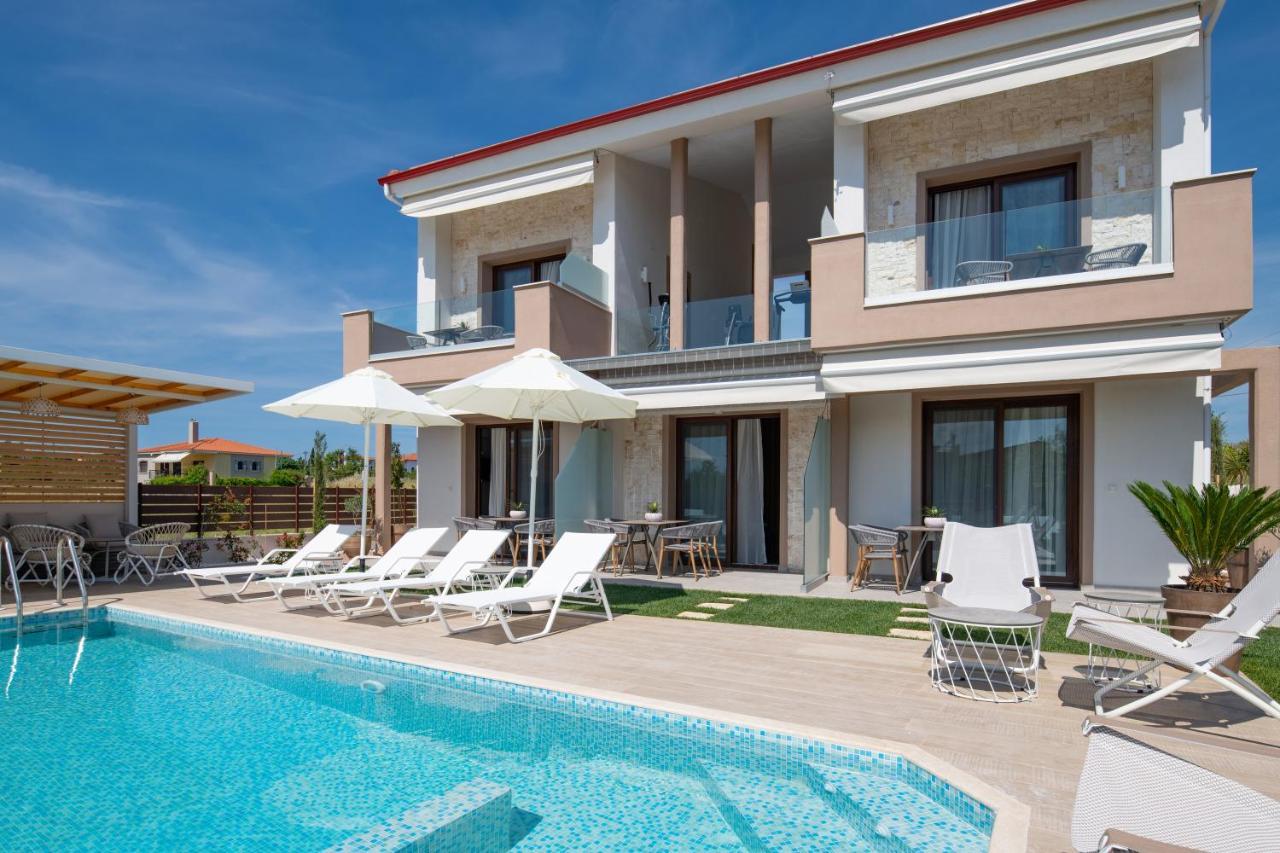 Villa Naiada Nikiti  Exteriör bild