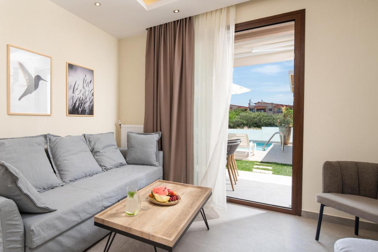 Villa Naiada Nikiti  Exteriör bild