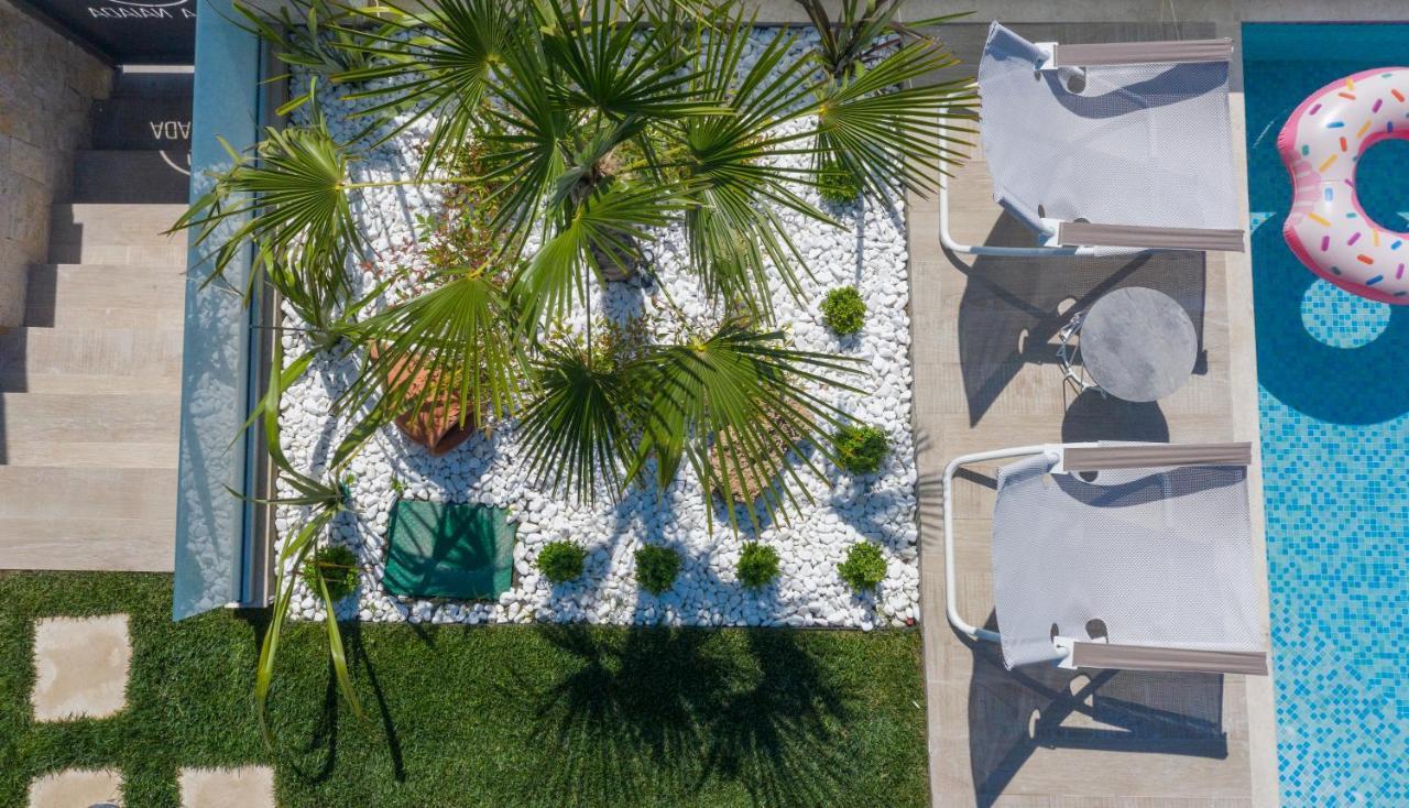 Villa Naiada Nikiti  Exteriör bild